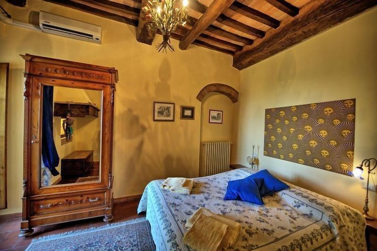 Bedroom 3, Torre Tavarnelle, Florence