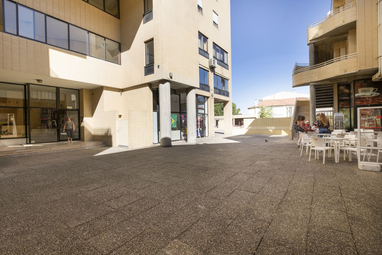 Exterior & Views 2, LV Premier Marques - MQ2, Porto
