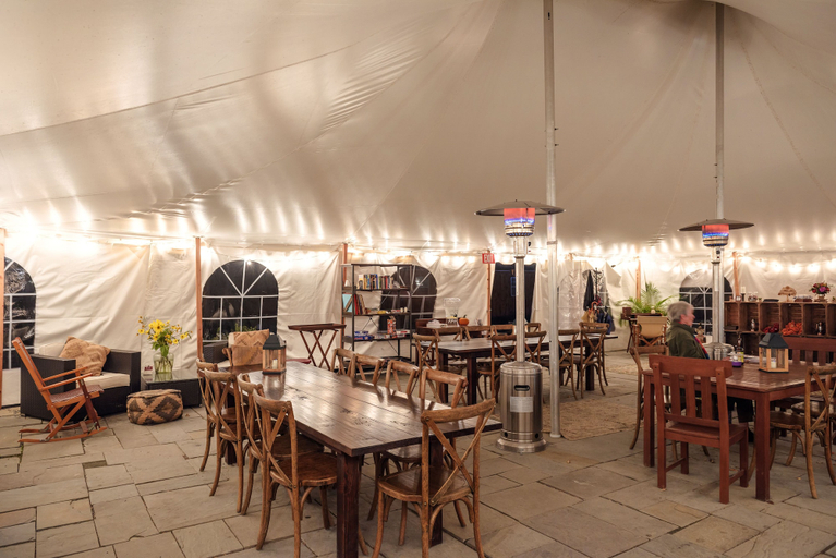 Food & Drinks 4, Firelight Camps, Tompkins