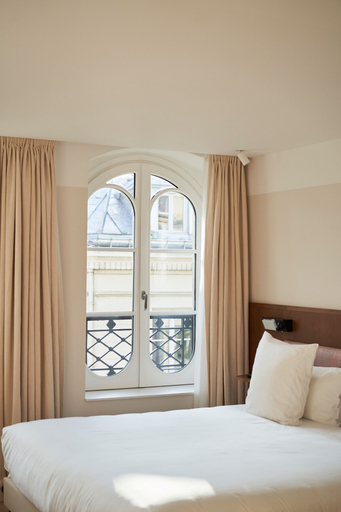 Bedroom 3, Hotel du Sentier, Paris