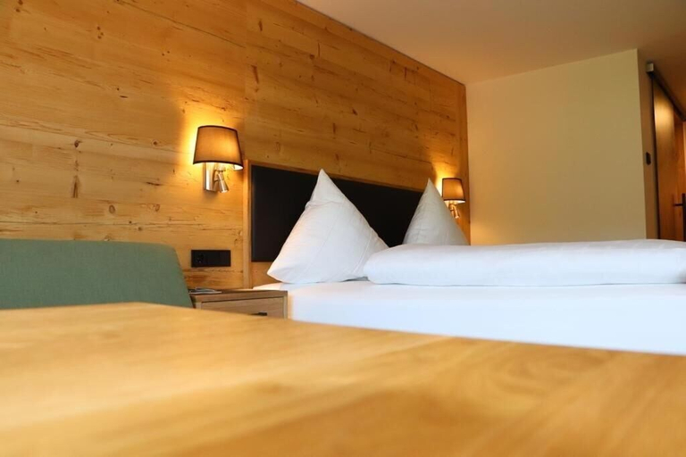 Bedroom 2, Brauereigasthof & Hotel Schäffler, Oberallgäu
