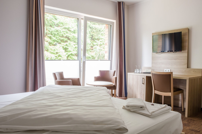 Bedroom 3, Hotel zur Ostsee, Rostock