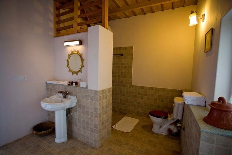 Bathroom 4, Windermere Estate, Idukki