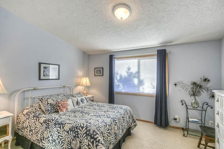 Bedroom 3, Lea House, Lincoln