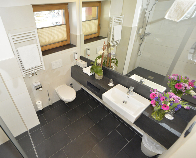 Bathroom 4, SeeFelds Bed & Breakfast, Innsbruck Land
