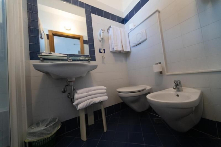 Bathroom 4, Hotel Etna, Rimini