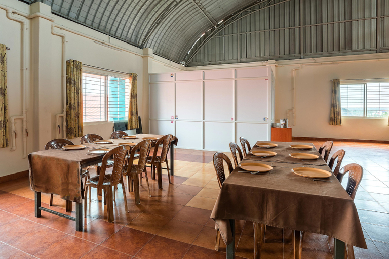 Food & Drinks 4, Treebo Pappilon Palace - PVS Circle, Dakshina Kannada