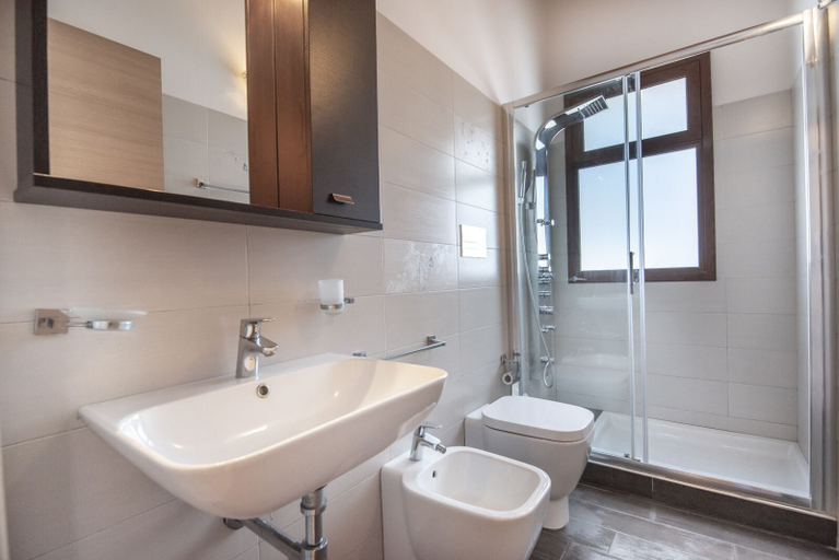 Bathroom, Villa Tonnara 50m dal mare, Syracuse