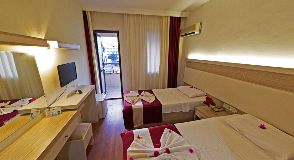 Bedroom 4, Portofino Hotel, Marmaris