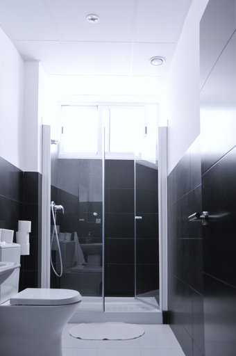 Bathroom 4, JOY Plaza de Armas, Sevilla