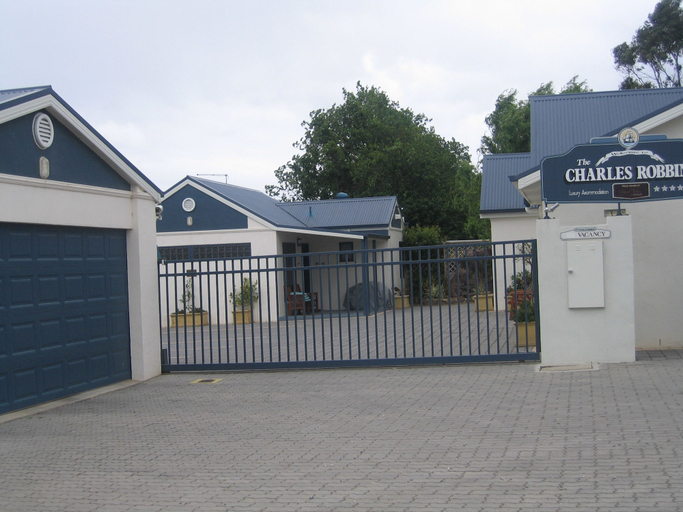 Exterior & Views 2, The Charles Robbins, George Town - Pt A