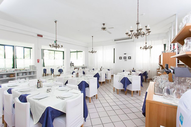 Food & Drinks 5, Kristalex Pet Friends Hotel, Forli' - Cesena