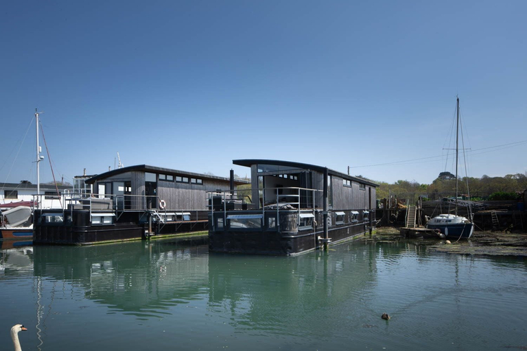 Exterior & Views 2, HOUSEBOAT ELEUTHERA, Isle of Wight