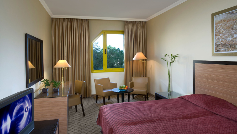 Bedroom 5, Dan Panorama Jerusalem, Jerusalem