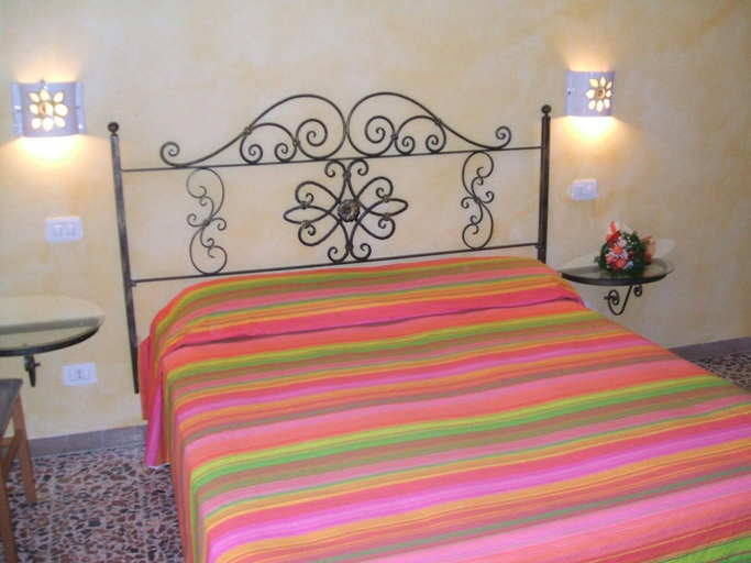 Bedroom 4, Su Ghindalu, Sassari