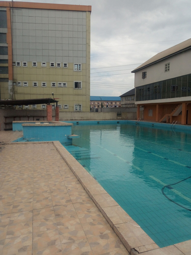 Sport & Beauty 5, Signatious Hotel and Suites Delta, Uvwie