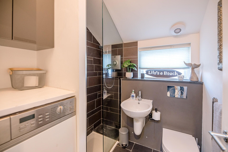 Bathroom, Papillon in Southwold, Suffolk