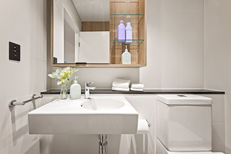 Bathroom 3, Cinema Suites Apartments by Urban Rest, Sydney