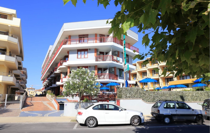 Exterior & Views 2, Hotel Soleado, Sassari
