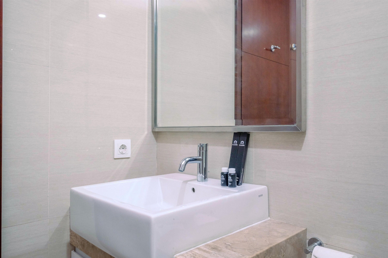 Bathroom 4, Spacious and Nice 3BR at Casa Grande Apartment, Jakarta Selatan