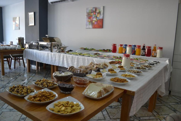 Food & Drinks 5, ZamZam Hotel, Baku