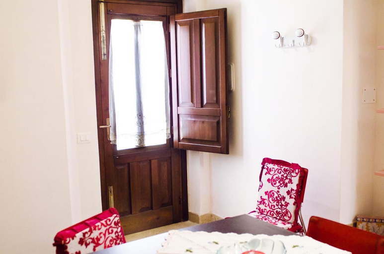 Bedroom 4, La Casa Siciliana, Trapani