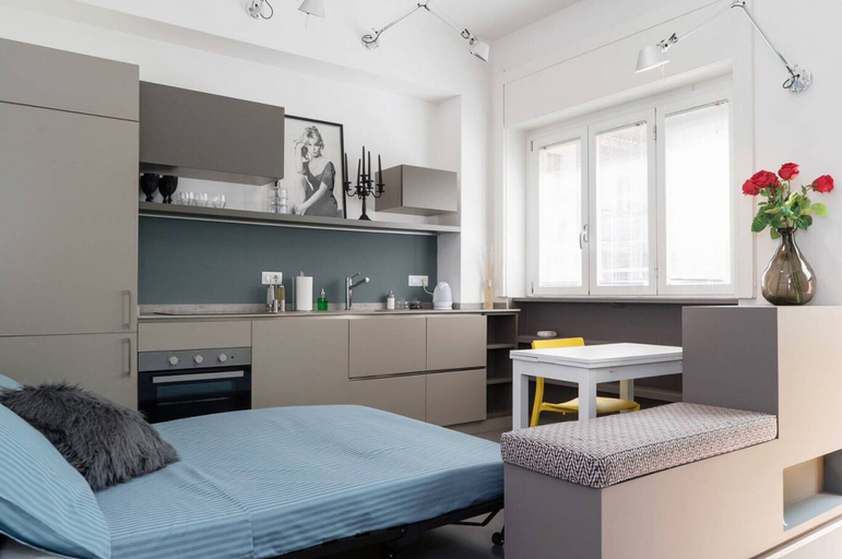 Interior detail, Nice Apartment near City Center, Milano