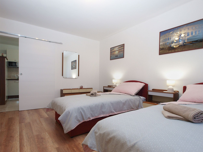 Bedroom 2, Apartment 1951, Pula