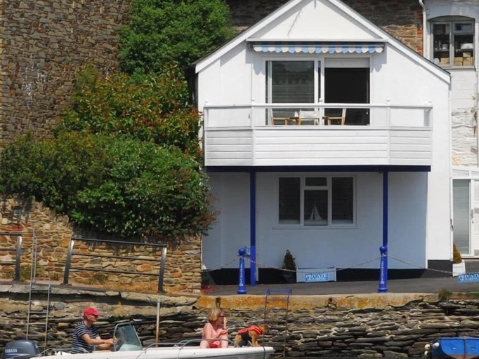 Exterior & Views 2, The Boathouse, Devon