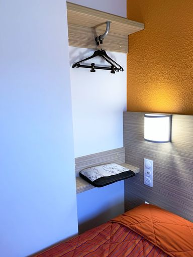Bedroom 2, Premiere Classe Arras - Tilloy Les Mofflaines, Pas-de-Calais