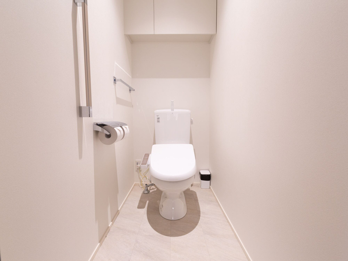 Bathroom 4, GRAND BASE Hiroshima Peace Memorial Park, Hiroshima