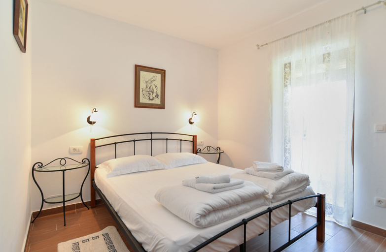 Bedroom 2, Villa 1240, Barban
