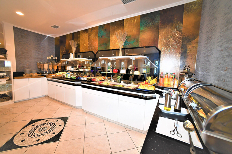 Food & Drinks 5, Ascot Hotel, Remscheid