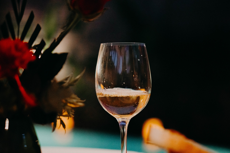 Food & Drinks 19