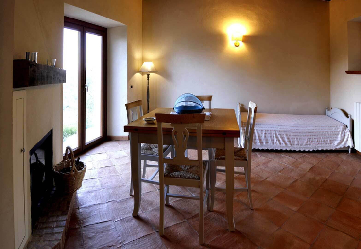 Bedroom 3, Borgo Serafino, Cosenza