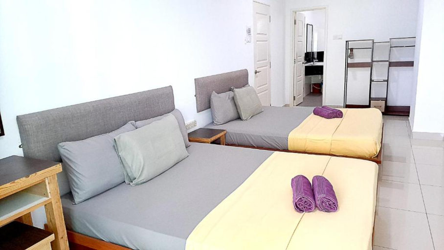 Bedroom 2, Mansion One Cozy Apartment by Lee, Penang Island
