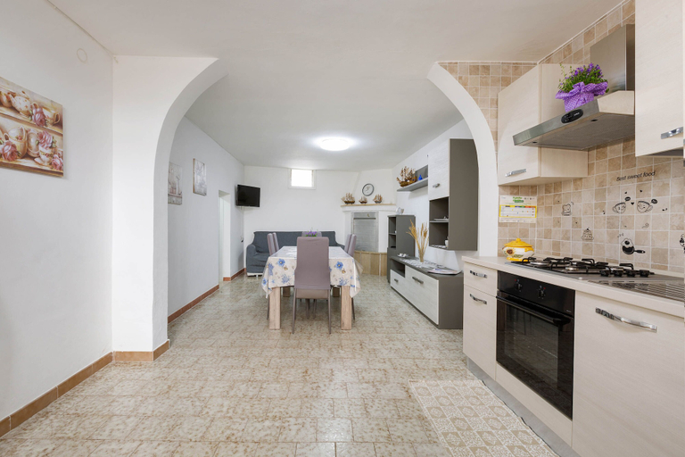 Private kitchen 3, 1885 Casa Di Luana, Lecce