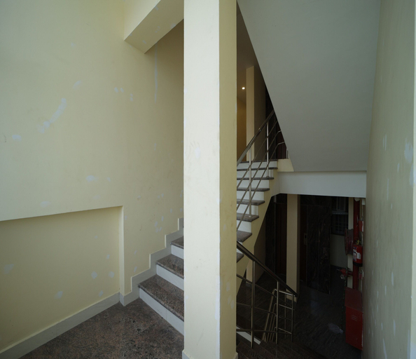 Others 5, Nadanam Inn, Puducherry