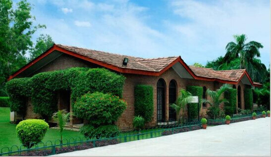 Exterior & Views 2, Ashok Country Resort, West