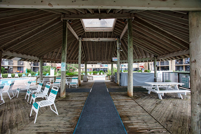 Food & Drinks, Summerhouse B408, Bay