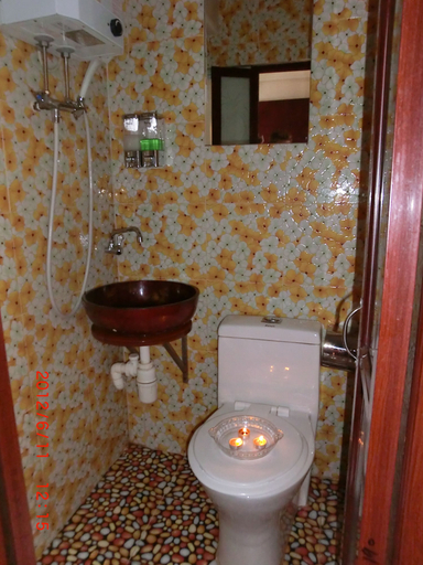 Bathroom 3, Dutch Hostel, Kowloon