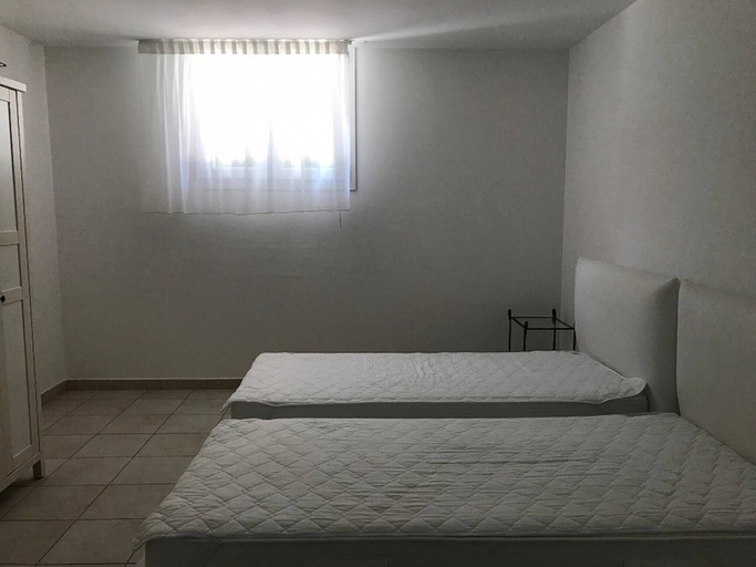 Bedroom 3, Super Villa With Private Pool in Isola Albarella by Beahost Rentals, Rovigo
