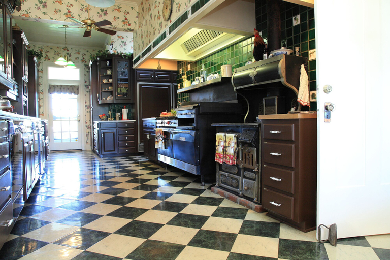 Food & Drinks 5, Bybee's Historic Inn, Jackson