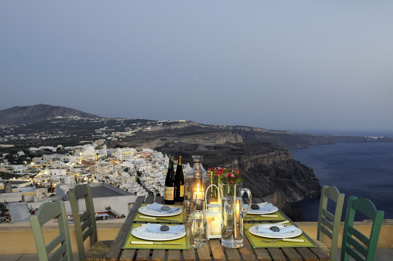 Food & Drinks 4, Archipel Mansion, South Aegean
