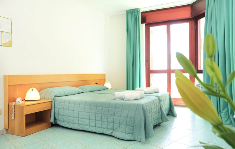 Bedroom 4, Hotel Soleado, Sassari