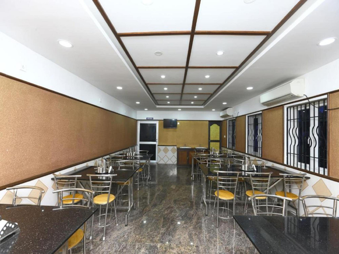 Food & Drinks 5, Hotel Arunachala, Puducherry