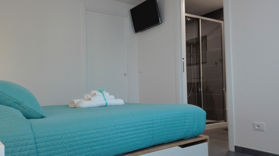 Bedroom 4, Tivoli ShortLets, Catania