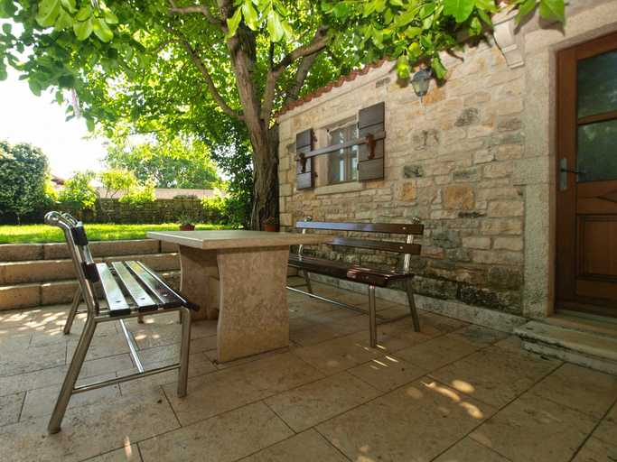 Others 5, Apartment 1655, Kanfanar