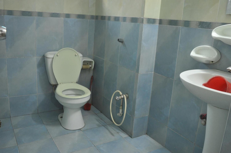 Bathroom 3, Hyperion Sea View, Cox's Bazar