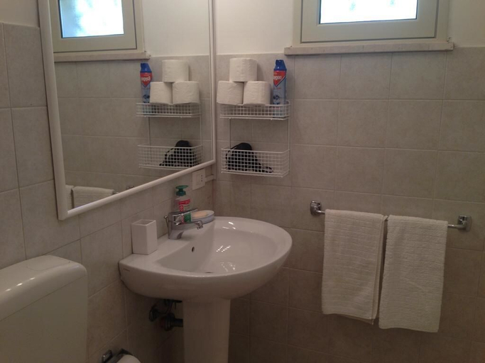 Bathroom 4, Tenuta Bartoli Maison de charme, Caltanissetta